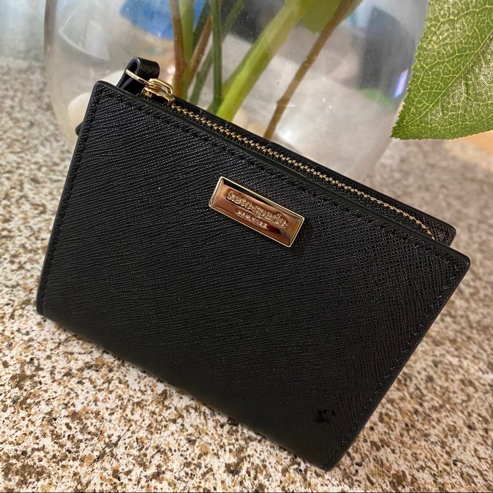 ❌SOLD❌Kate Spade Wallet